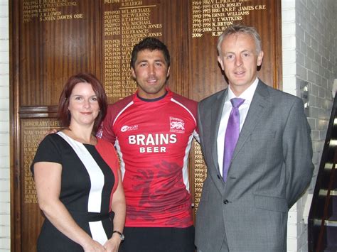 CNS signs sponsorship deal with London Welsh RFC