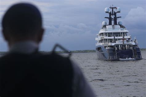 Jho Low's Seized $250 Million Yacht Can Sail to U.S., Judge Says ...