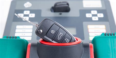 Locksmith Car Key Programming Costs: What Do You Get For The Price?
