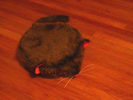 HOW TO - Make a Roomba costume - Make: