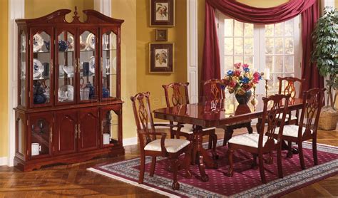 Cherry Finish Traditional Dining Room w/Pedestal Table