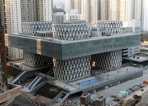 8 Contemporary Architectural Buildings to Visit in Hong Kong