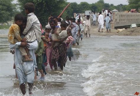 Improving Geographical Knowledge: Case Study: The Pakistan Floods of 2010