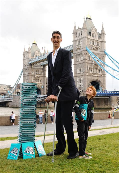 Tallest Person In World 2024 - Ilise Leandra