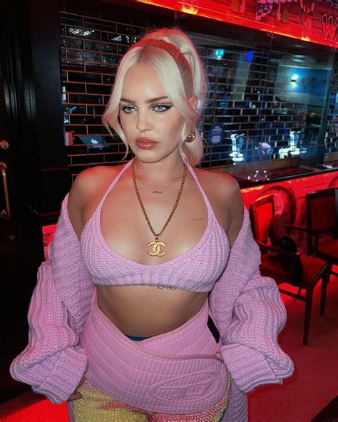 ANNE MARIE – Instagram Photos 10/11/2022 – HawtCelebs