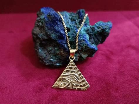 JeenaLaVie. Gold Silver Pyramid Pendant