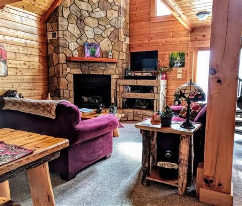 The 3 Best Romantic Cabins in Smoky Mountains [TESTED] – Exploring Escape