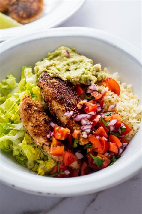 Keto Chipotle Bowl Recipe With Only 2 NET CARBS