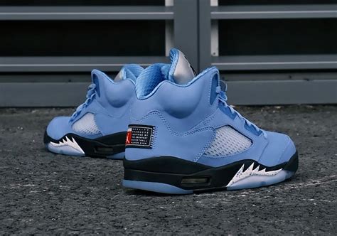 Air Jordan 5 UNC DV1310-401 Release Date | SneakerNews.com