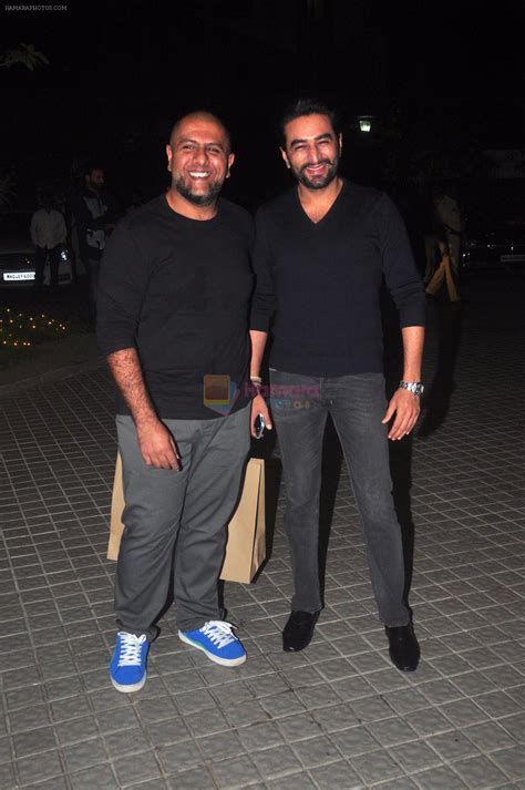 Vishal Shekhar at Farah Khan's birthday bash at her house in Andheri on 8th Jan 2015 / Vishal ...