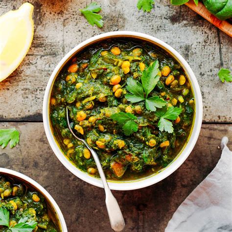 Easy Dal Palak - Full of Plants