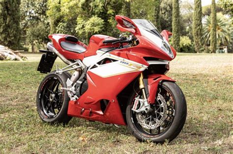 2012 MV AGUSTA F4 RR CORSA CORTA - Worth to buy or too old? : r/bikers