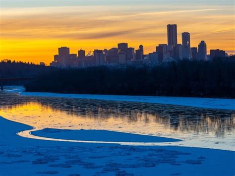 Edmonton Weather: A warmer-than-usual weekend ahead | Edmonton Journal