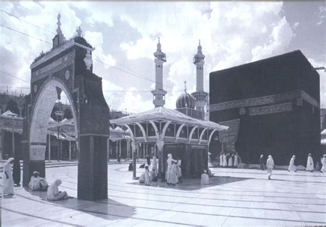 Amazing Or Funny: Rare and Unseen images of Holy Kaaba and Prophet's Mosque (Masjid Al-Nabwi)