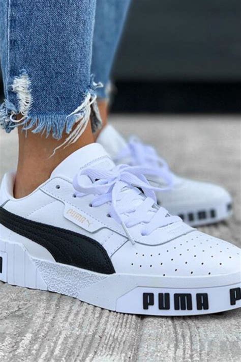 33 Women's Comfortable Sneakers That Will Make You Look Fantastic in ...