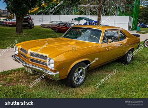 Pontiac Ventura Photos, Images & Pictures | Shutterstock