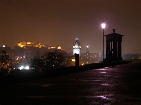 File:Edinburgh skyline night.jpg