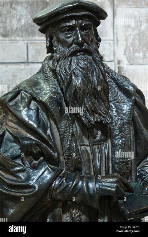 Statue of John Knox, St. Giles' Cathedral, Edinburgh, Scotland Stock ...