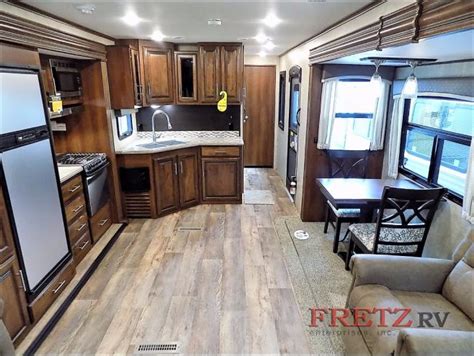 Jayco Eagle Travel Trailers: Living The RV Good Life - Fretz RV Blog