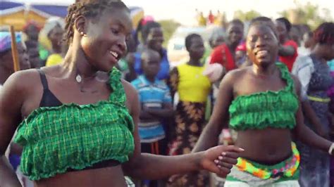 Beautiful Acholi girls dancing || Acholi Dance (Alfred's traditional marriage music video shoot ...