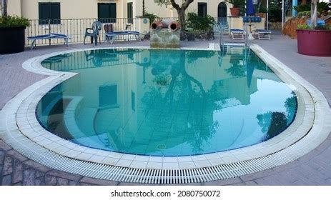 1 Ischia Thermal Pool Woman Images, Stock Photos & Vectors | Shutterstock