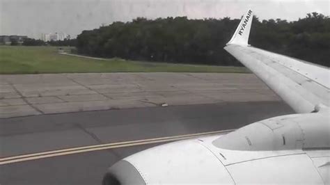 Ryanair Boeing 737-800 Takeoff at Bucharest Airport - YouTube