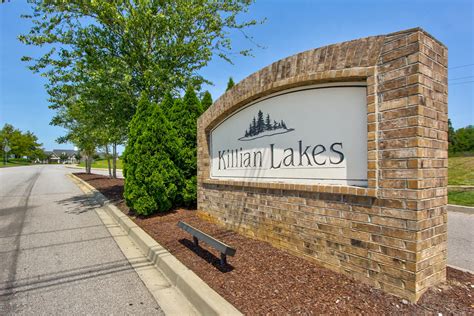 Killian Lakes Apartments & Townhomes - 1800 Killian Lakes Dr | Columbia, SC for Rent | Rent.