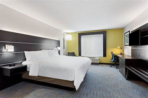 HOLIDAY INN EXPRESS & SUITES CULPEPER, AN IHG HOTEL $119 ($̶1̶2̶7̶) - Updated 2023 Prices ...