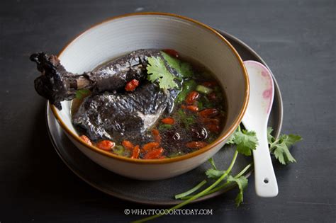 Chinese Herbal Silkie Chicken (Black Bone Chicken) Soup