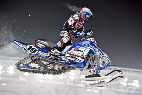 Polaris Snowmobile Wallpaper - WallpaperSafari