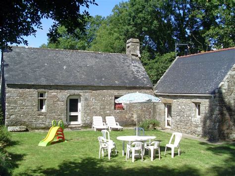 Abritel Location Bretagne Plogonnec - Penty restauré de 1645 ...