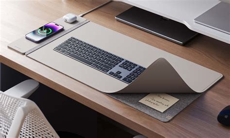 Journey “ALTI” Wireless Charging Desk Mat — Tools and Toys