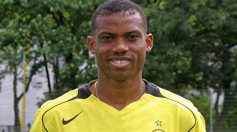 Sunday Oliseh - Player profile - DFB data center