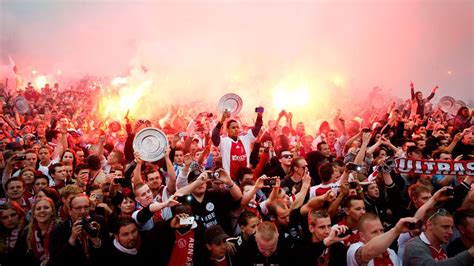 Who are the Best Football Fans in Europe? ⚽ SmartBettingGuide.com