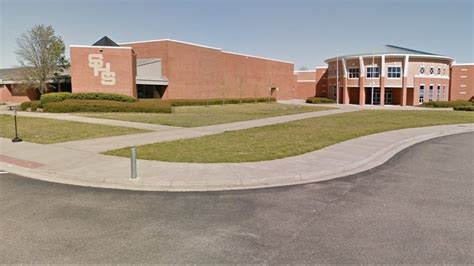 Threat towards Smithfield High School posted on social media, student in custody | 13newsnow.com