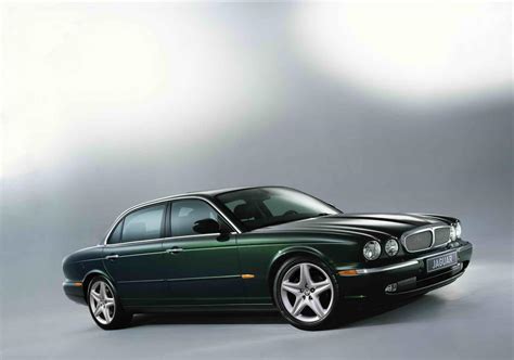 JAGUAR XJ - Review and photos