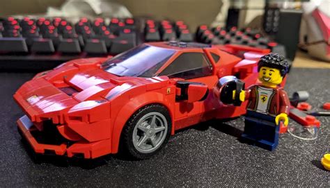 LEGO 76895 Speed Champions Ferrari F8 Tributo Review - That Brick Site