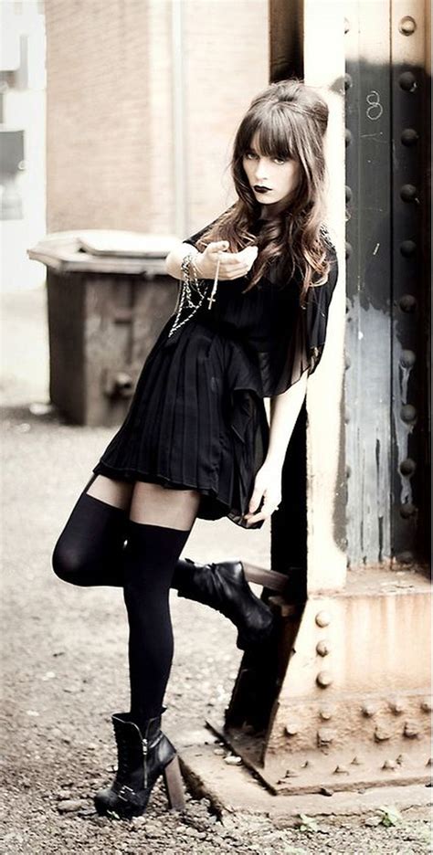 32 Inspiring Women Southern Gothic Fashion Ideas | Southern gothic ...