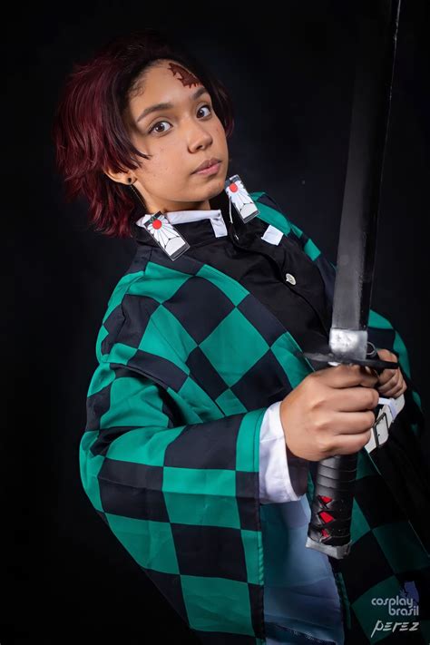 Tanjiro Kamado _ Demon Slayer Kimetsu no Yaiba in 2023 | Kamado, Demon, Cosplay