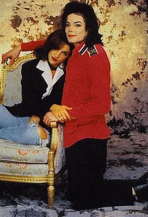 1994 Wedding Portrait - Michael Jackson and Lisa Marie Photo (37193691 ...