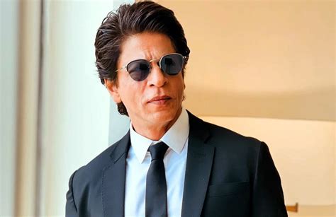 Secret behind Shah Rukh Khan Dubai visit | cinejosh.com