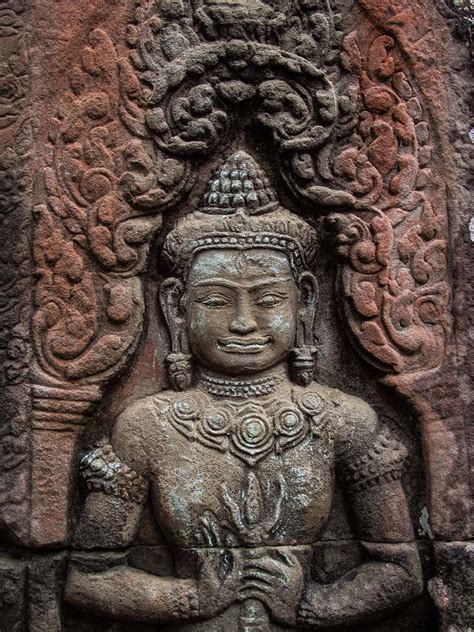 A Lightweight’s Guide to the Temples of Angkor | Ancient architecture ...