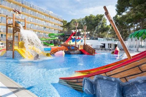 🥇 Waterpark & Water Slides Hotels in SALOU