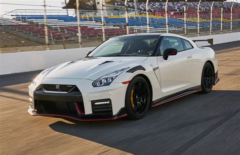 2021 Nissan GT-R preview: Track Edition gone but Bayside Blue remains