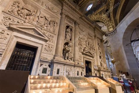 Loreto,Italy - August 12, 2016: Interior of the Shrine of Loreto ...