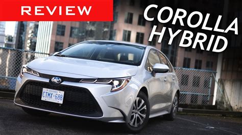 2022 Toyota Corolla Hybrid Review / An Extremely Fuel Efficient little ...