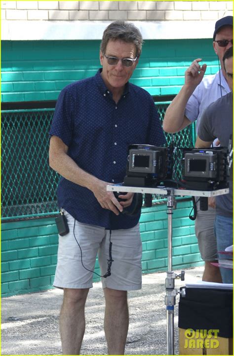 Bryan Cranston Directs 'Sneaky Pete' on Location in NYC: Photo 3746886 ...