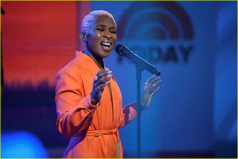 Cynthia Erivo Performs 'Stand Up' from 'Harriet' Live for 'Today' (Video): Photo 4407465 ...