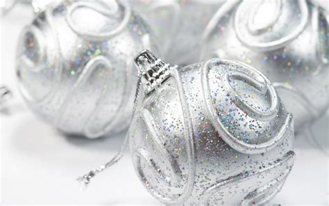 Silver Christmas decorations - Christmas Photo (22229337) - Fanpop