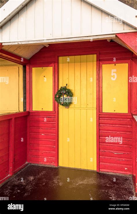 Christmas hut hi-res stock photography and images - Alamy